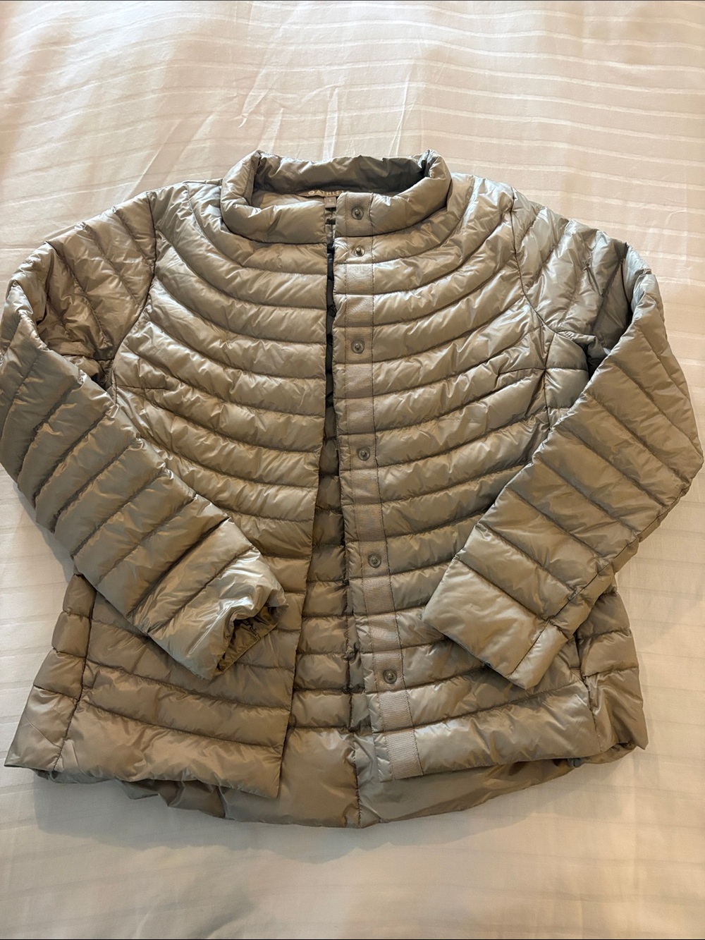 Athleta Quilted Packable Puffer Jacket in Taupe